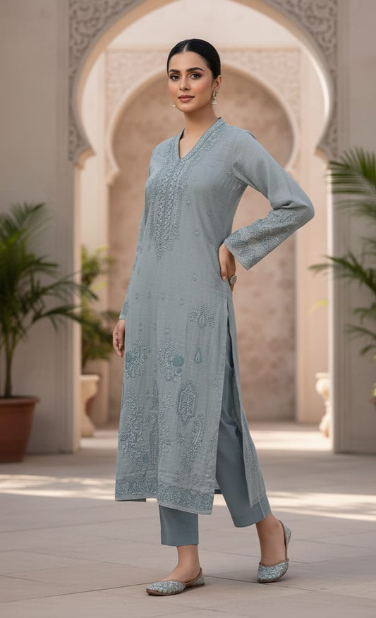 2 Piece embroidered Lawn with Plain Trouser